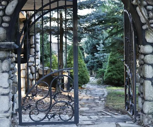 Bialka & לינה וארוחת בוקר