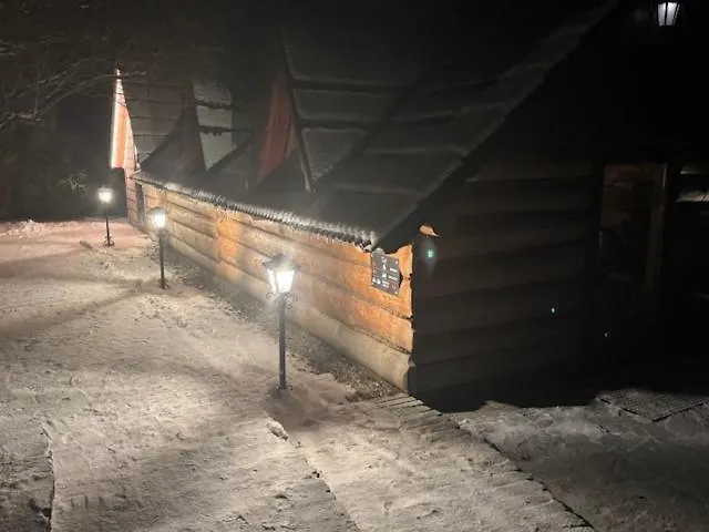 לינה וארוחת בוקר Bialka & 3*