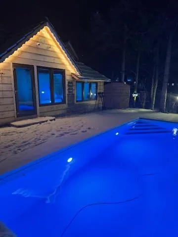 לינה וארוחת בוקר Bialka &