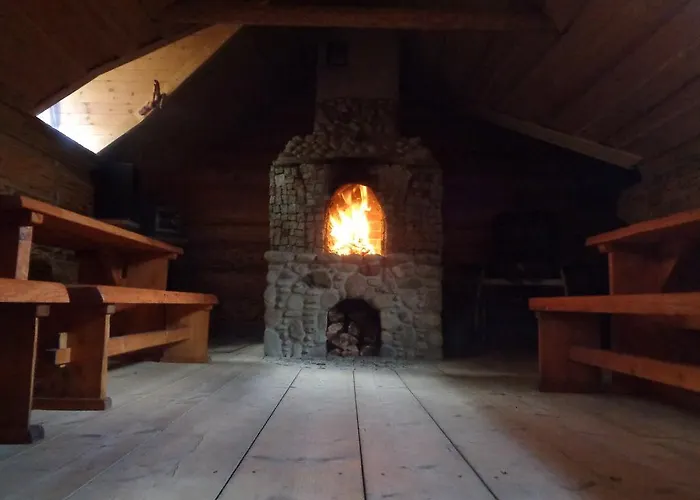 לינה וארוחת בוקר Bialka & 3*