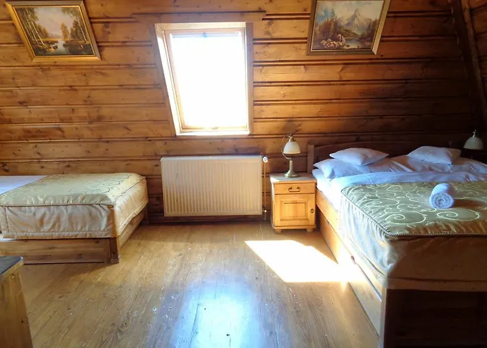 לינה וארוחת בוקר Bialka & 3*